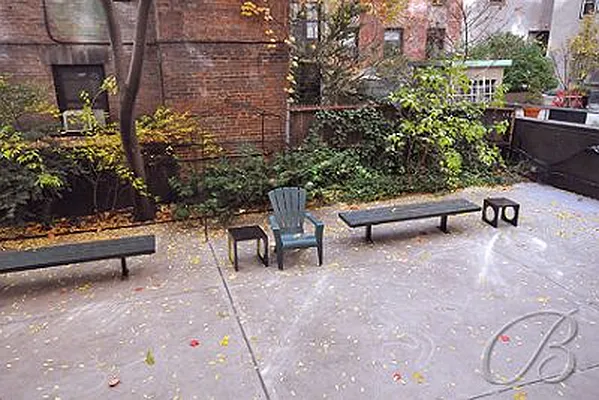 Rented by Bellmarc Realty | media 29