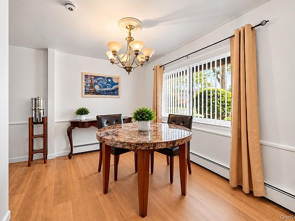 5th image of 26 Tanager Road #2601
