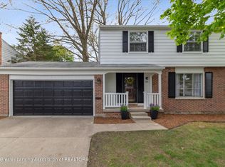 2420 Heights Ave, Lansing, MI 48912