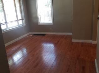 2203 Oak St, Bettendorf, IA 52722