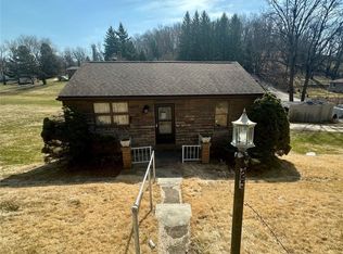 925 Scenery Dr, Elizabeth, PA
