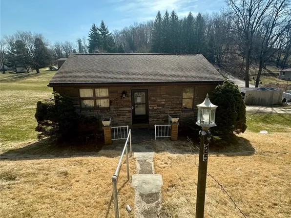 925 Scenery Dr, Elizabeth, PA 15037