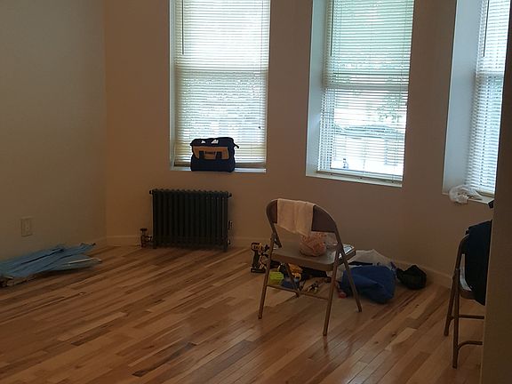 3rd image of 163 Lefferts Ave