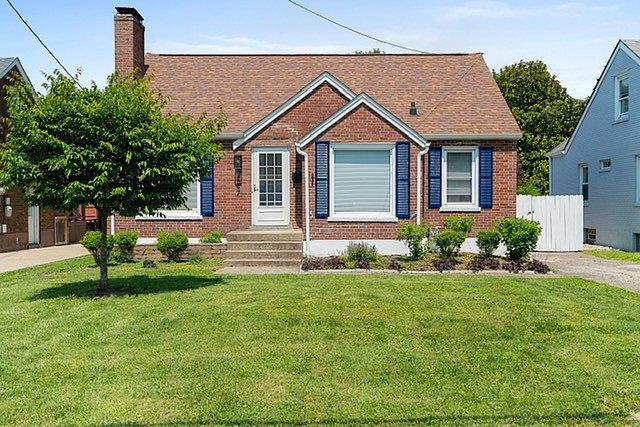1st image of 2647 Drayton Dr