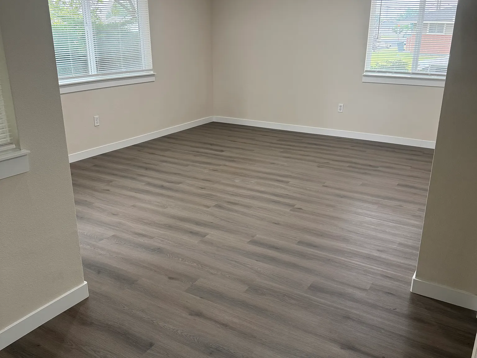 2 bed, $1,400 — Photo 2
