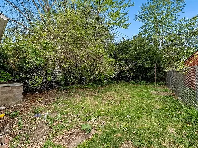 14212 Rainbow Ave — Photo 11