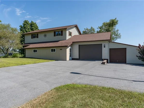 9778 East Rd, Lowville, NY 13367