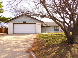 2331 NE 35th St, Lawton, OK 73507
