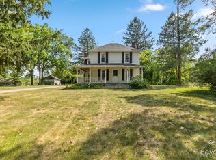 1170 Indian Lakes Rd NW, Sparta, MI 49345