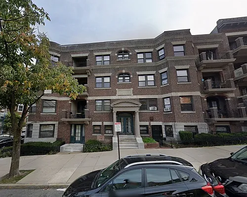 1468 Commonwealth Ave Photo 1