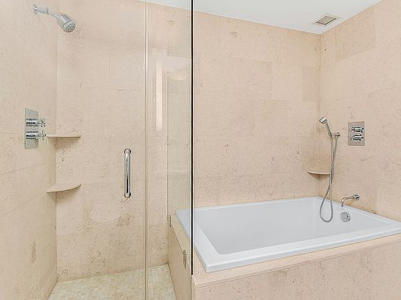 4th image of 640 W 237th St APT 10C