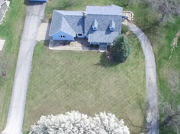 27046 Joiner Dr, Brookfield, MO 64628