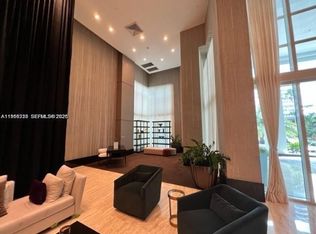950 Brickell Bay Dr APT 4003, Miami, FL 33131