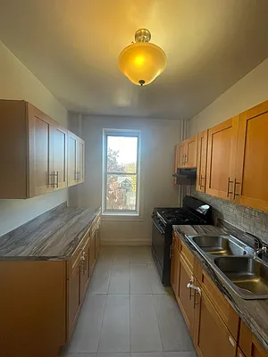 Rented by Chana Ofek, LREB | media 1