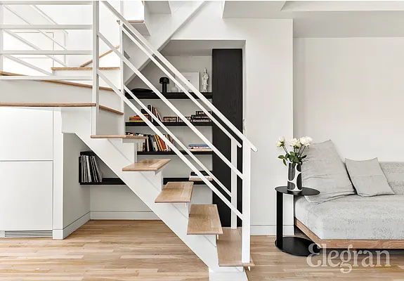 Sold by (Legacy) Elegran | media 15