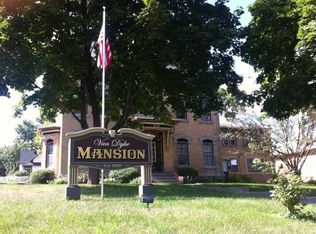 612 Vermillion St APT 8, Hastings, MN 55033