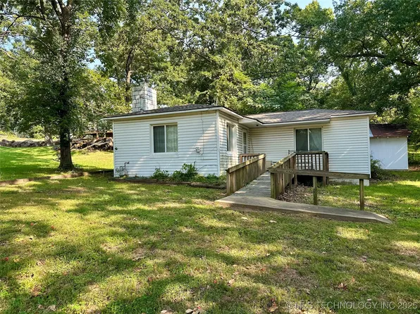 22588 E Carters Landing Rd, Park Hill, OK 74451