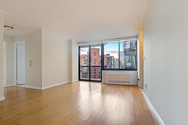 Rented by Stonehenge NYC LLC | media 3