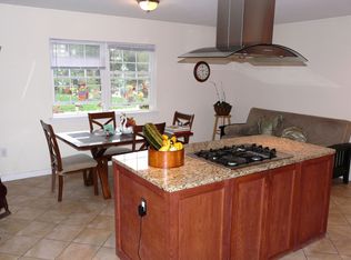 1226 Lunalilo Home Rd, Honolulu, HI 96825