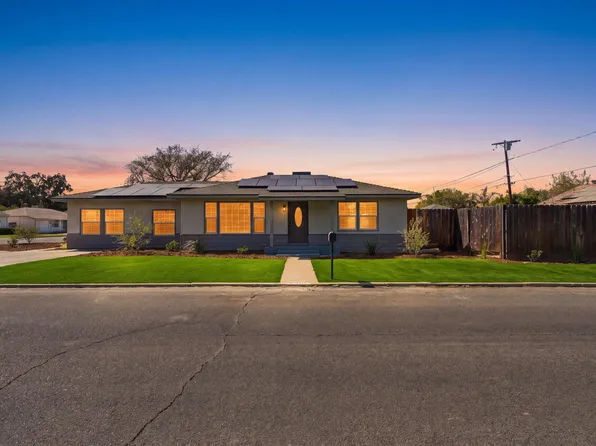 2000 Leoni Drive, Hanford, CA 93230