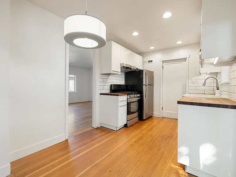 7401 SE 83rd Ave — Photo 15