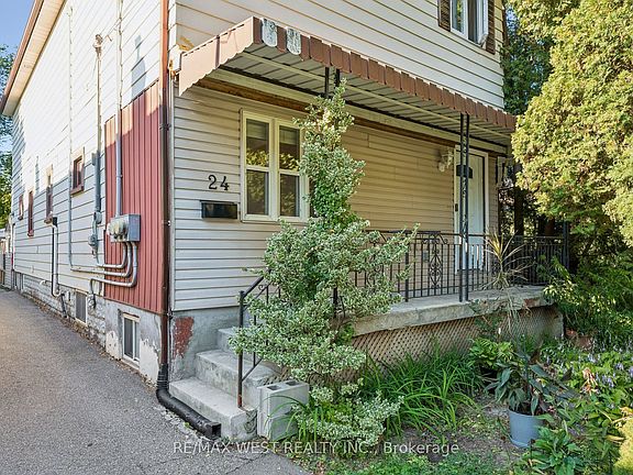 2nd image of 24 Victoria St