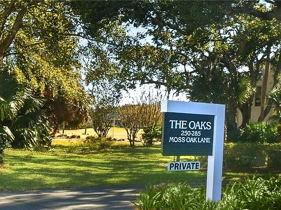 3rd image of 257 Moss Oak Ln #257