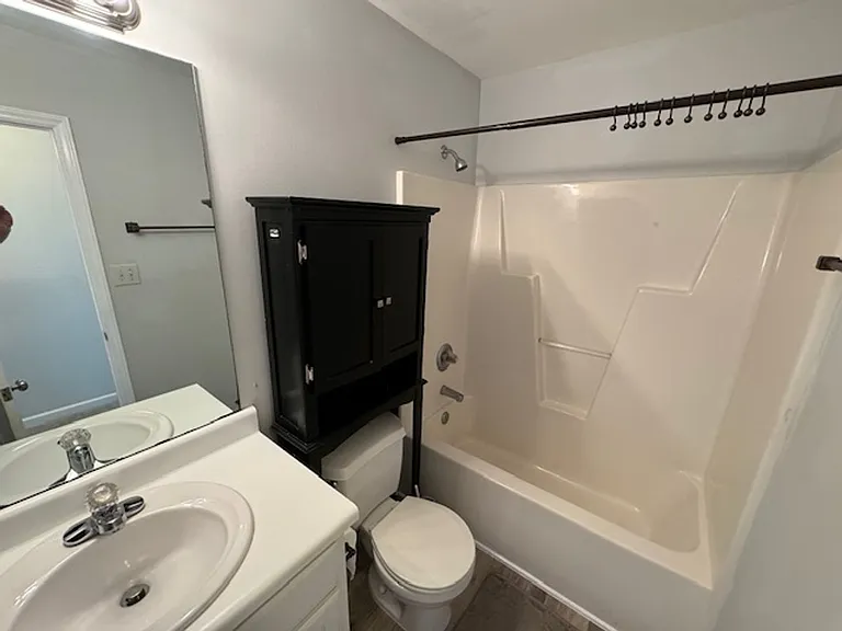 104 Piccadilly Ct — Photo 18