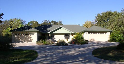 1st image of 1239 Ervenberg Ave