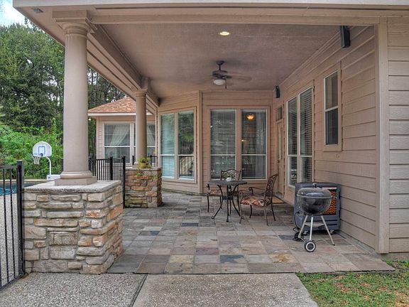 5th image of 12302 Pin Oak Dr