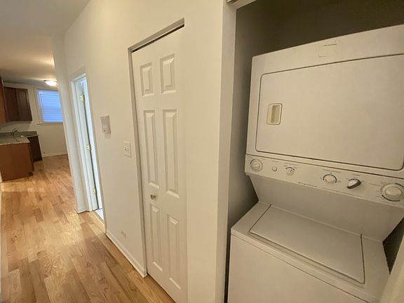 4th image of 6908 N Wolcott Ave APT 3E