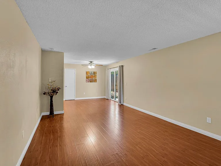 4206-4208 Casa Blanca Lane — Photo 4