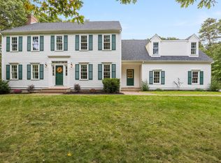 27 Wolf Hill Rd, East Sandwich, MA 02537