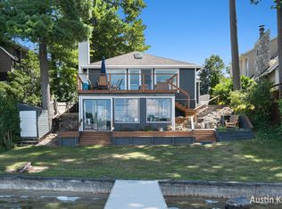 7027 Goldenrod Ave NE, Rockford, MI