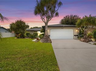 1214 SE 34th St, Cape Coral, FL 33904