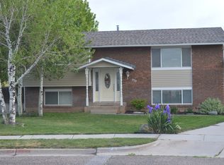 978 N 1100 W, Clinton, UT 84015