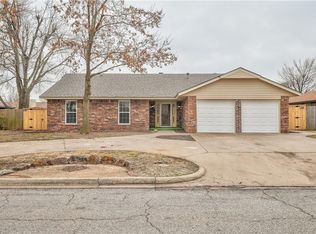 505 SW 24th St, El Reno, OK 73036
