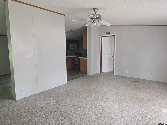 3rd image of 71 County Road 2606