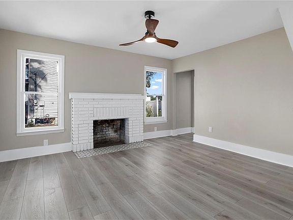 5th image of 821 E Lemon Ave