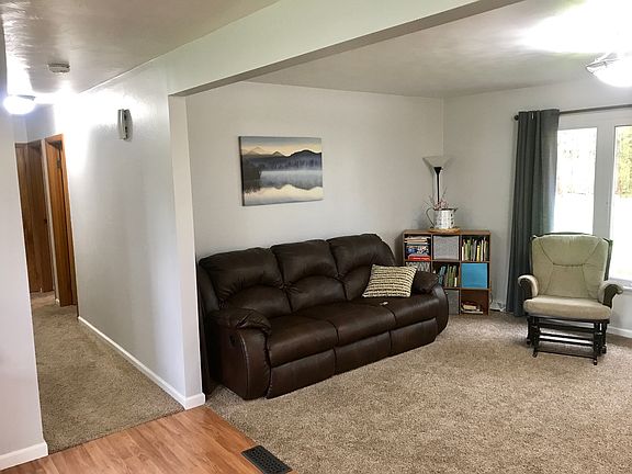 4th image of 61748 County Road 13