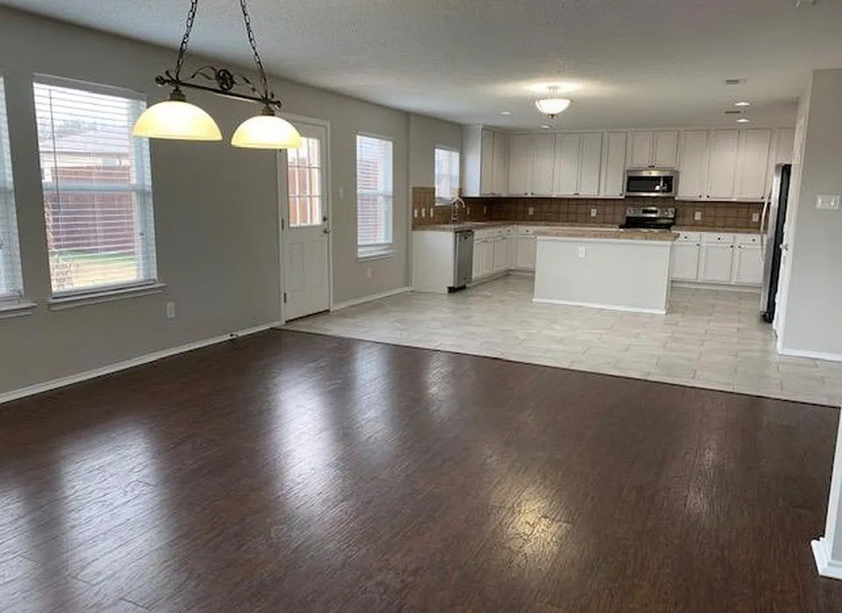 5 bed, 3991 sqft, $3,400 — Photo 4