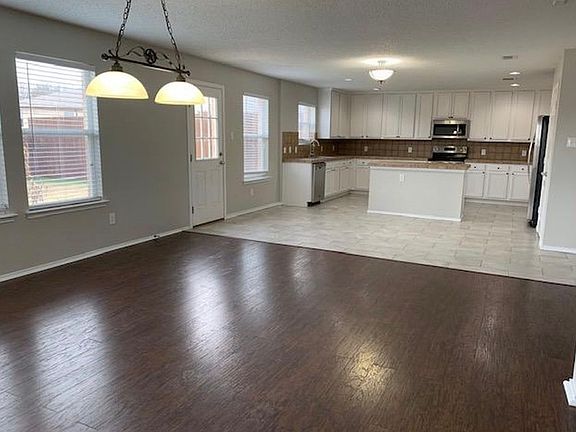 4th image of 1613 Jester Ct