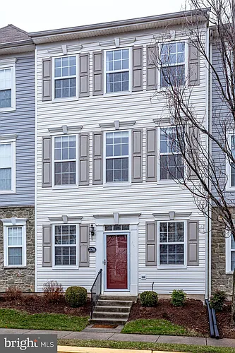 21784 Jarvis Sq Photo 1