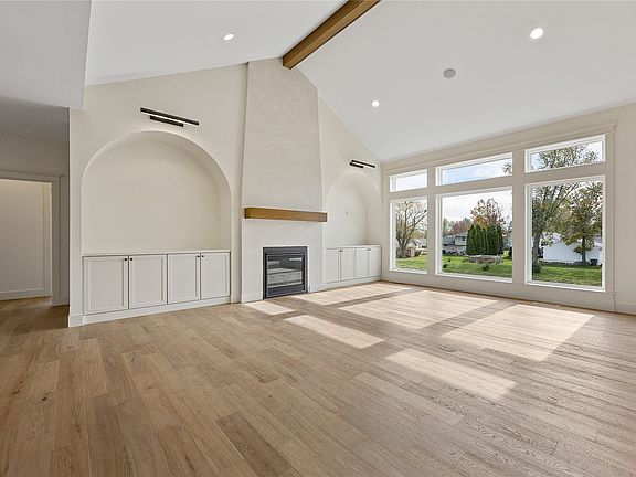 2nd image of 2574 Royal Oak Ridge Rd