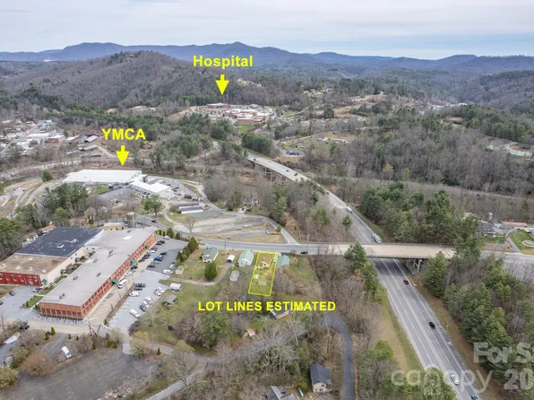 400 Summit Ave, Spruce Pine, NC 28777