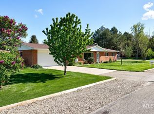 2170 E Karen Dr, Meridian, ID 83646