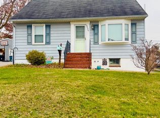 5536 Gayland Rd, Halethorpe, MD 21227