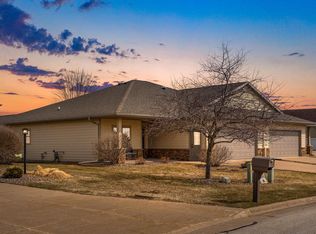 1291 Bentgrass Ct, Onalaska, WI 54650