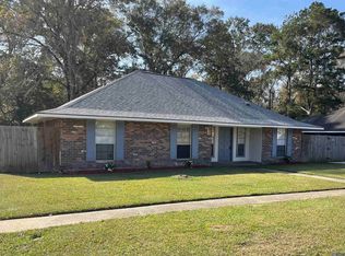 9734 Hardwood Dr, Baton Rouge, LA 70818