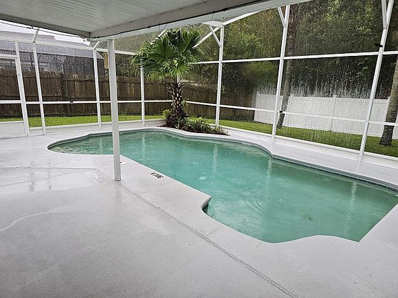 4th image of 13509 Fordwell Dr